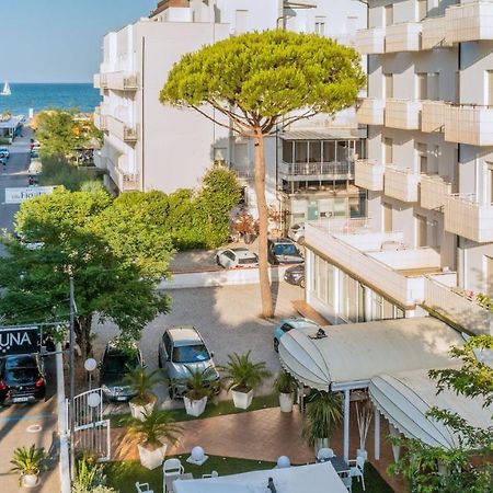 Hotel Bruna B&B Морской Милан Экстерьер фото