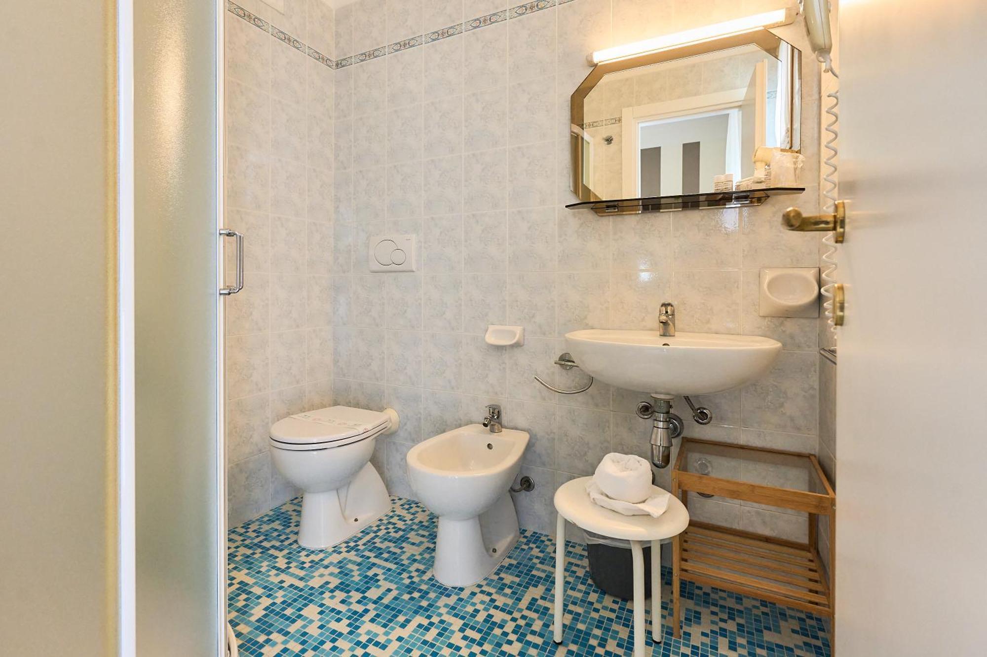 Hotel Bruna B&B Морской Милан Экстерьер фото